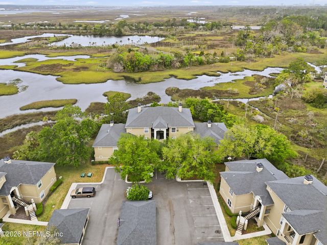 1701 THE GREENS Way 1913, Jacksonville Beach, FL 32250