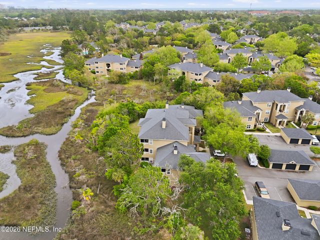 1701 THE GREENS Way 1913, Jacksonville Beach, FL 32250