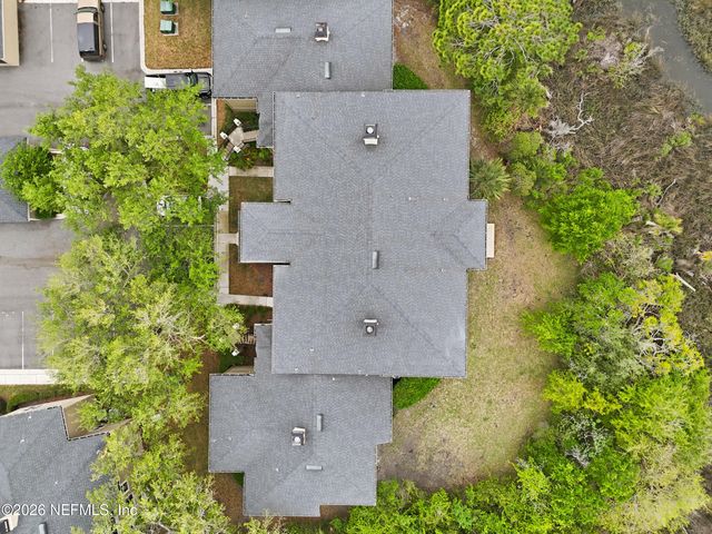 1701 THE GREENS Way 1913, Jacksonville Beach, FL 32250