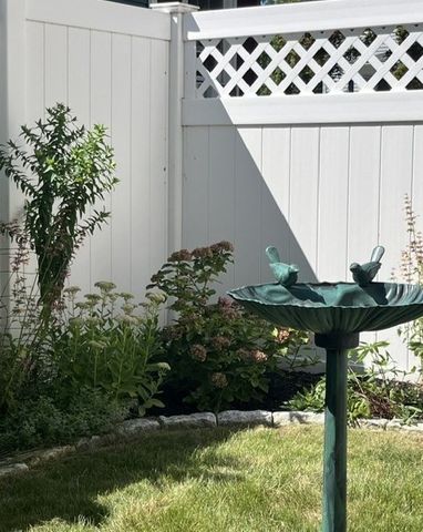 10 West St, New Bedford, MA 02740