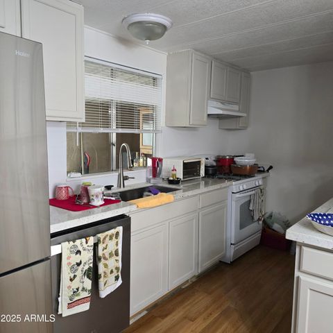 6942 W OLIVE Avenue 54, Peoria, AZ 85345