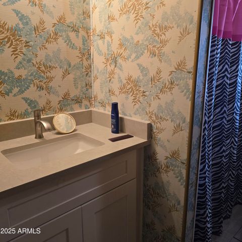 6942 W OLIVE Avenue 54, Peoria, AZ 85345