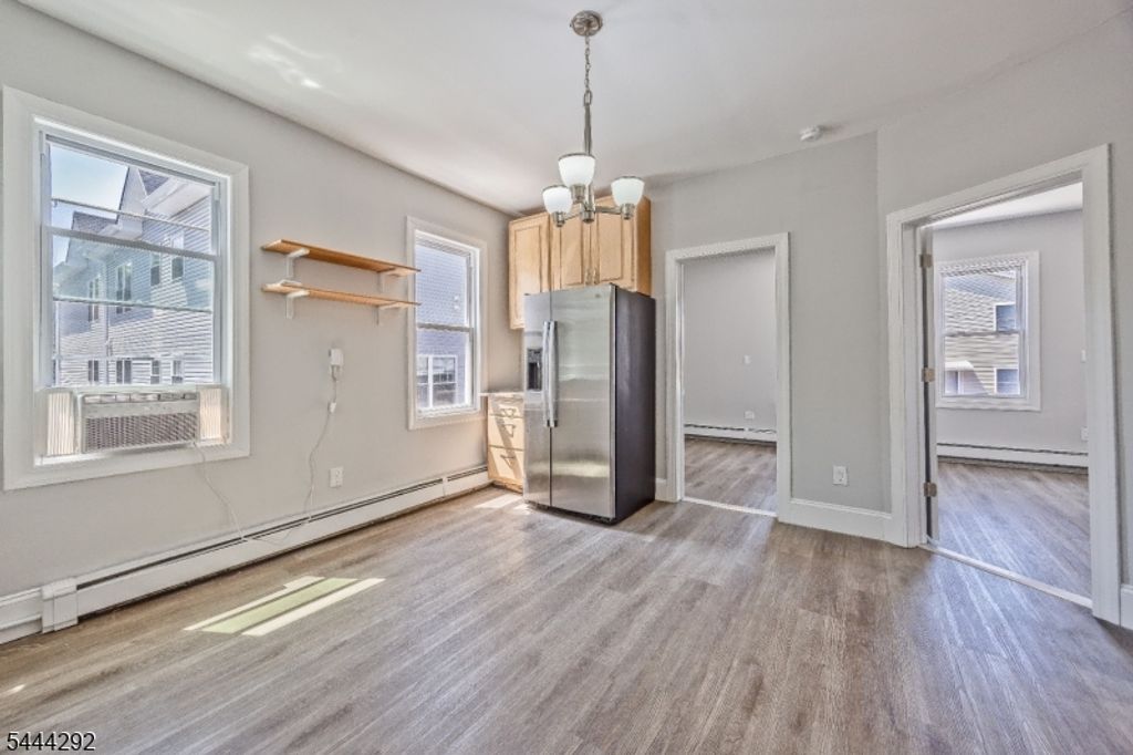 9 Vreeland Ave 4, Passaic City, NJ 07055