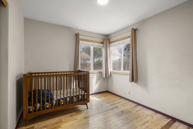 2813 SW Volcano Court, Redmond, OR 97756