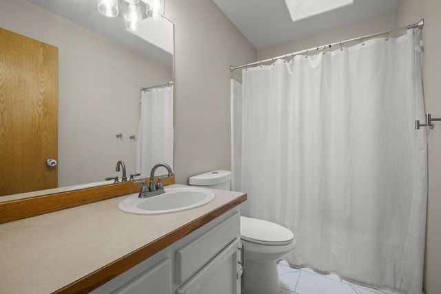 2813 SW Volcano Court, Redmond, OR 97756