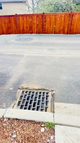 25010 SE 17th Street, Sammamish, WA 98075