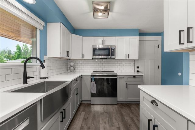 3315 S Glenn Rd, Spokane, WA 99206