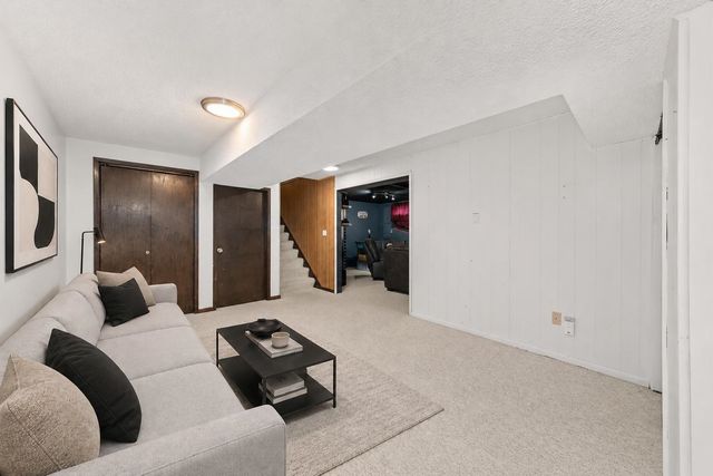 3315 S Glenn Rd, Spokane, WA 99206