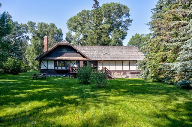 16 9th Street Island Drive, Livingston, MT 59047