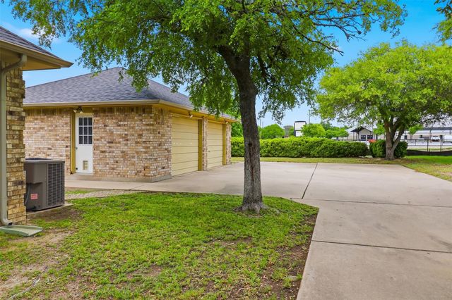 907 Sherman DR, Marble Falls, TX 78654