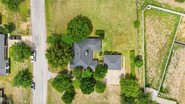 907 Sherman DR, Marble Falls, TX 78654
