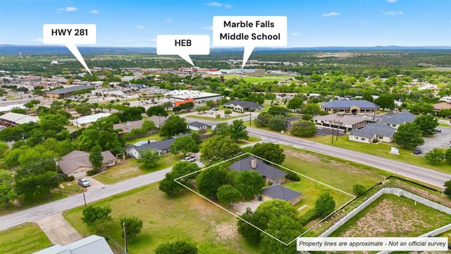 907 Sherman DR, Marble Falls, TX 78654
