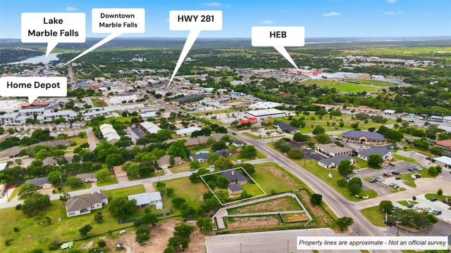 907 Sherman DR, Marble Falls, TX 78654