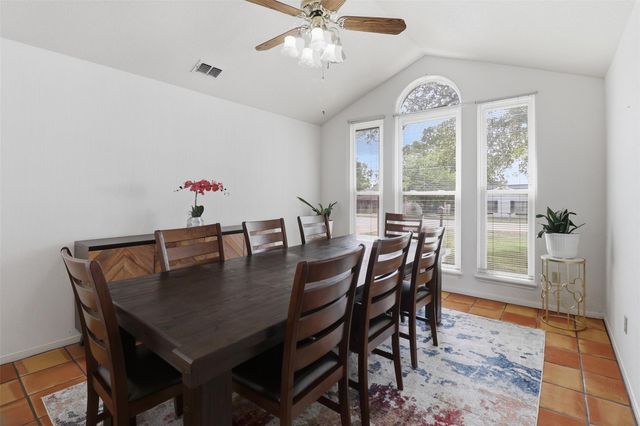 907 Sherman DR, Marble Falls, TX 78654