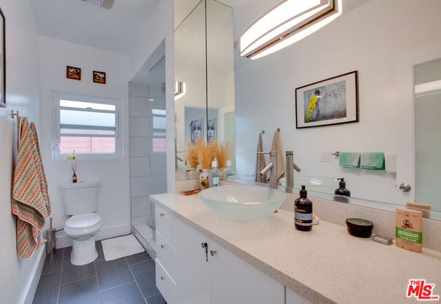 403 Brooks Avenue, Venice, CA 90291