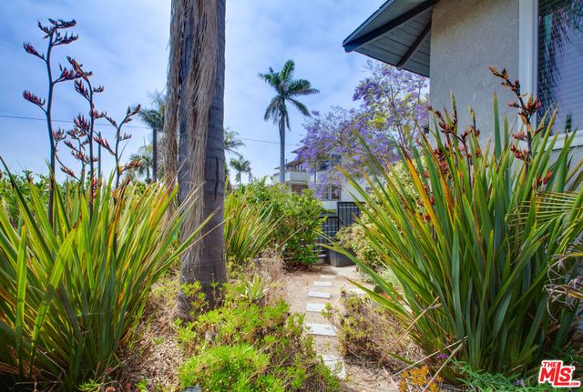 403 Brooks Avenue, Venice, CA 90291