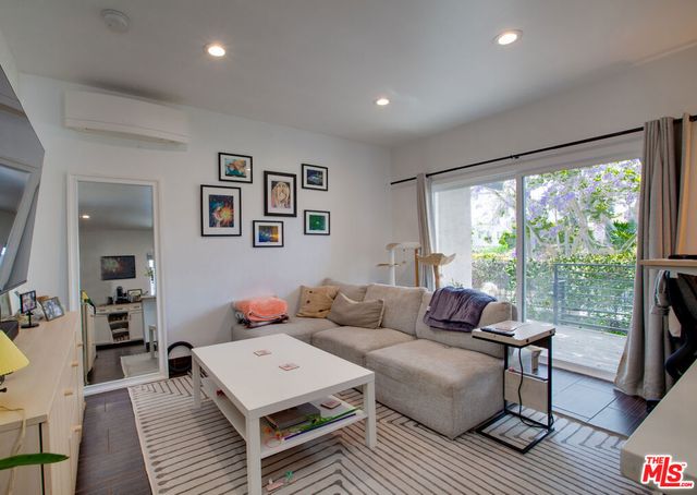 403 Brooks Avenue, Venice, CA 90291