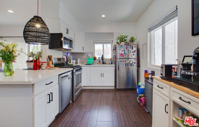403 Brooks Avenue, Venice, CA 90291