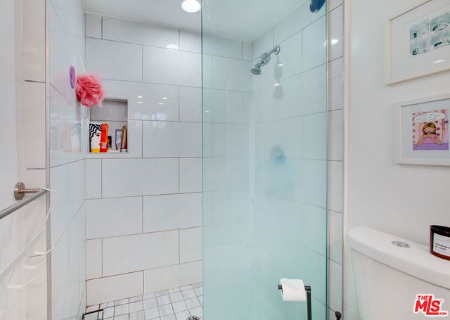 403 Brooks Avenue, Venice, CA 90291