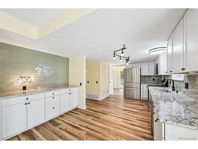 3145 S Akron St, Denver, CO 80231