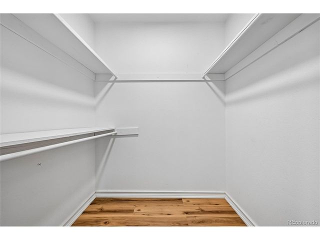 3145 S Akron St, Denver, CO 80231