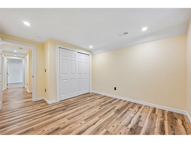 3145 S Akron St, Denver, CO 80231