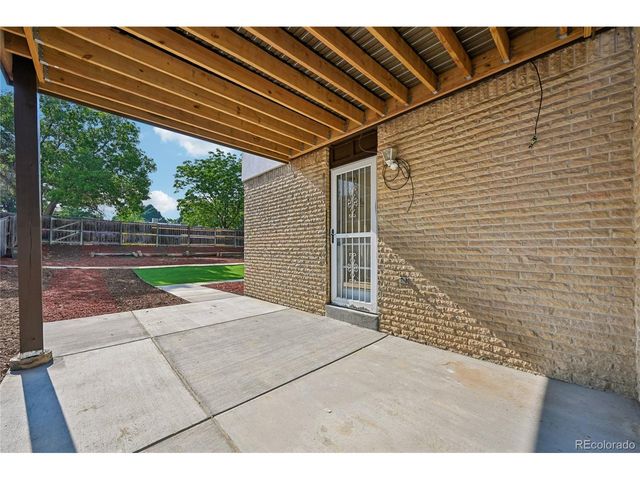 3145 S Akron St, Denver, CO 80231