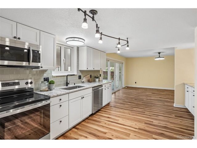3145 S Akron St, Denver, CO 80231