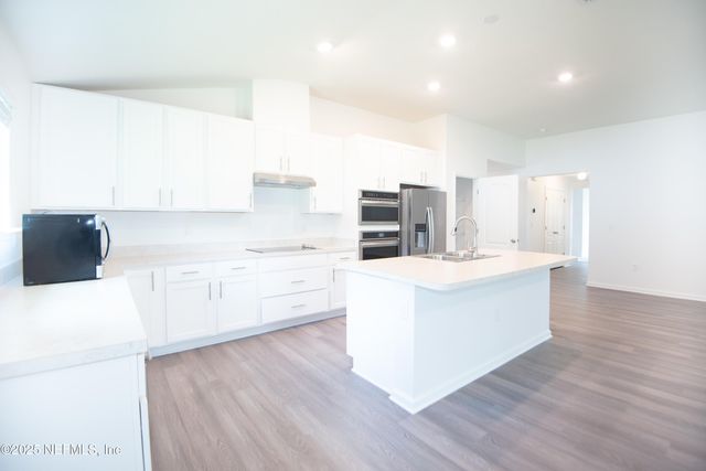 2255 BURTON ISLAND Way, Jacksonville, FL 32218