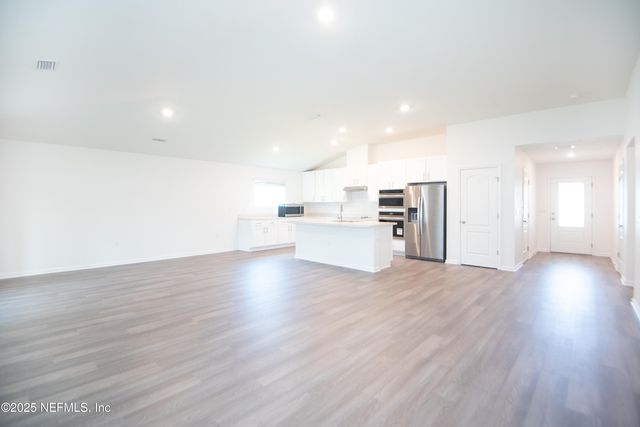2255 BURTON ISLAND Way, Jacksonville, FL 32218
