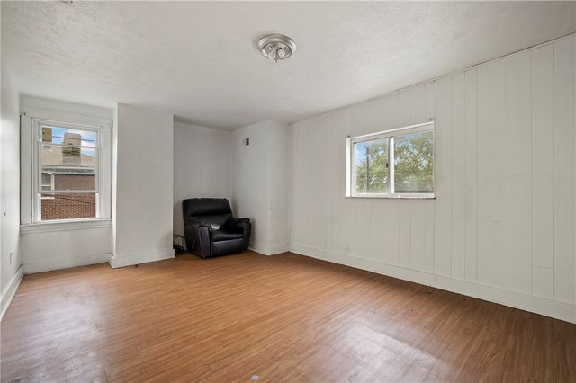 2419 Woodstock Ave, Swissvale, PA 15218