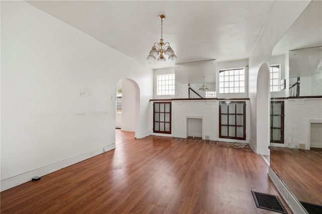 2419 Woodstock Ave, Swissvale, PA 15218