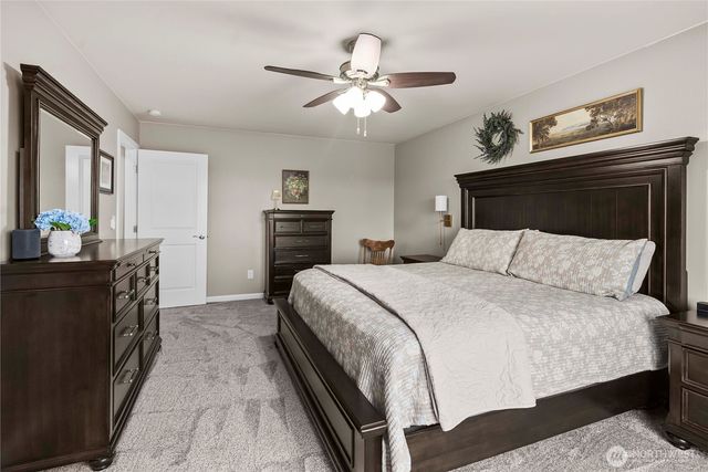 340 Grennan Lane N, Enumclaw, WA 98022