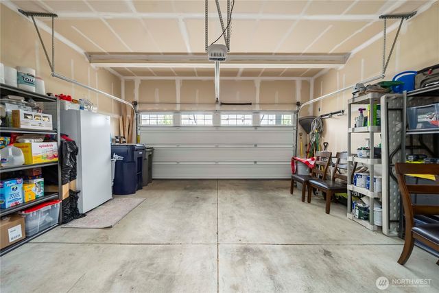 340 Grennan Lane N, Enumclaw, WA 98022