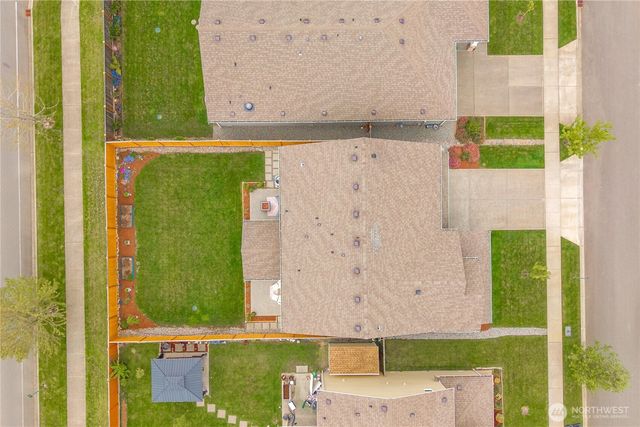 340 Grennan Lane N, Enumclaw, WA 98022