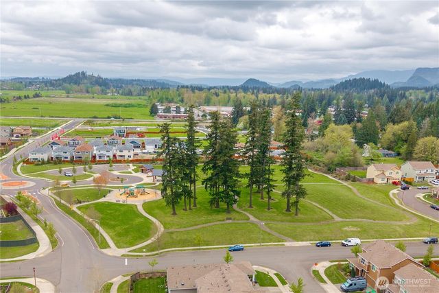 340 Grennan Lane N, Enumclaw, WA 98022