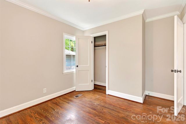 24 Dallas Street, Asheville, NC 28806