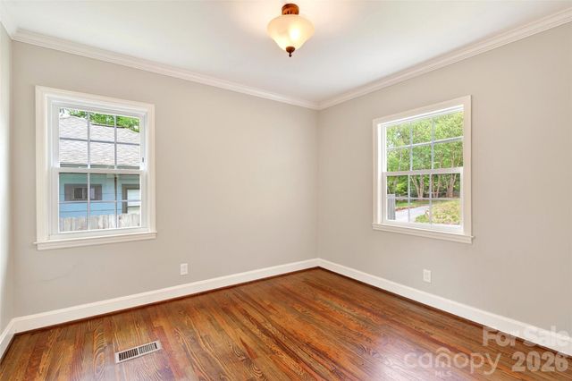 24 Dallas Street, Asheville, NC 28806