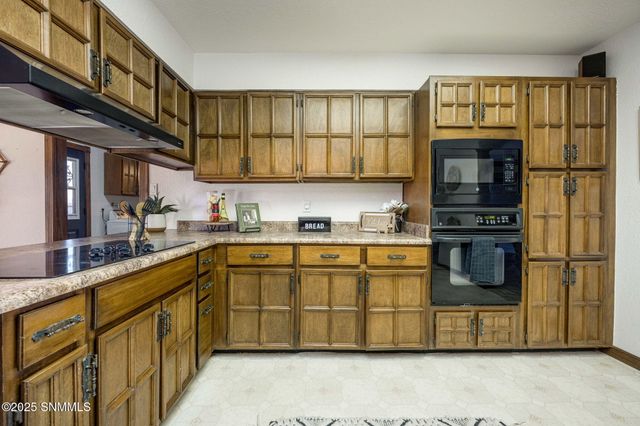 1927 Francine Court, Las Cruces, NM 88007