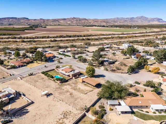 1927 Francine Court, Las Cruces, NM 88007