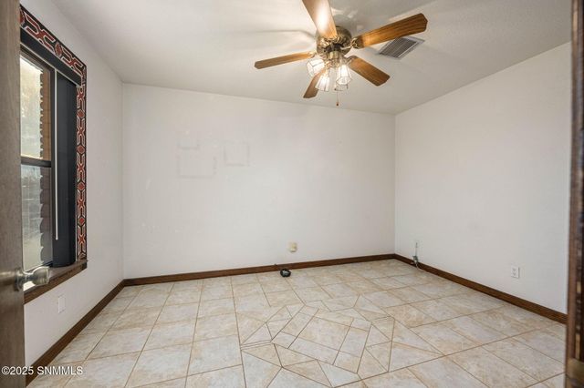 1927 Francine Court, Las Cruces, NM 88007