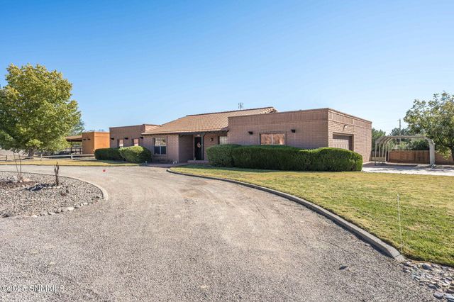 1927 Francine Court, Las Cruces, NM 88007