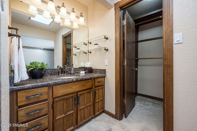 1927 Francine Court, Las Cruces, NM 88007