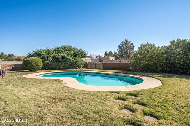 1927 Francine Court, Las Cruces, NM 88007