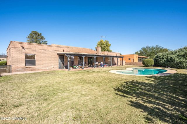 1927 Francine Court, Las Cruces, NM 88007