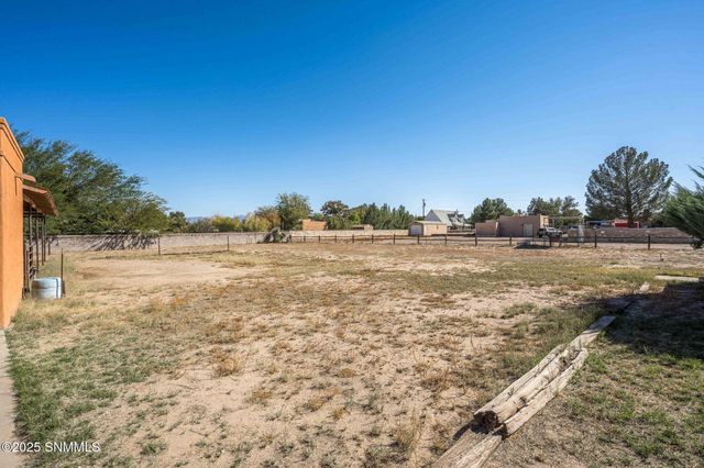 1927 Francine Court, Las Cruces, NM 88007