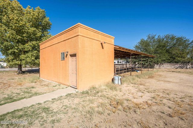 1927 Francine Court, Las Cruces, NM 88007