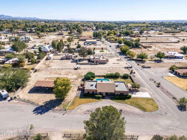 1927 Francine Court, Las Cruces, NM 88007