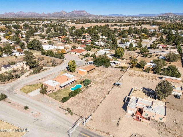 1927 Francine Court, Las Cruces, NM 88007