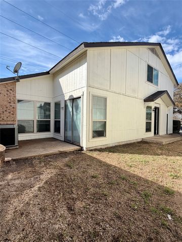 2902 Canis, Garland, TX 75044
